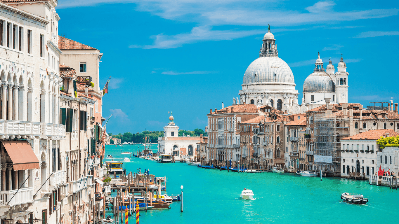 Where to eat vegan in Venice: the Grand Canal looking towards Santa Maria della Salute
